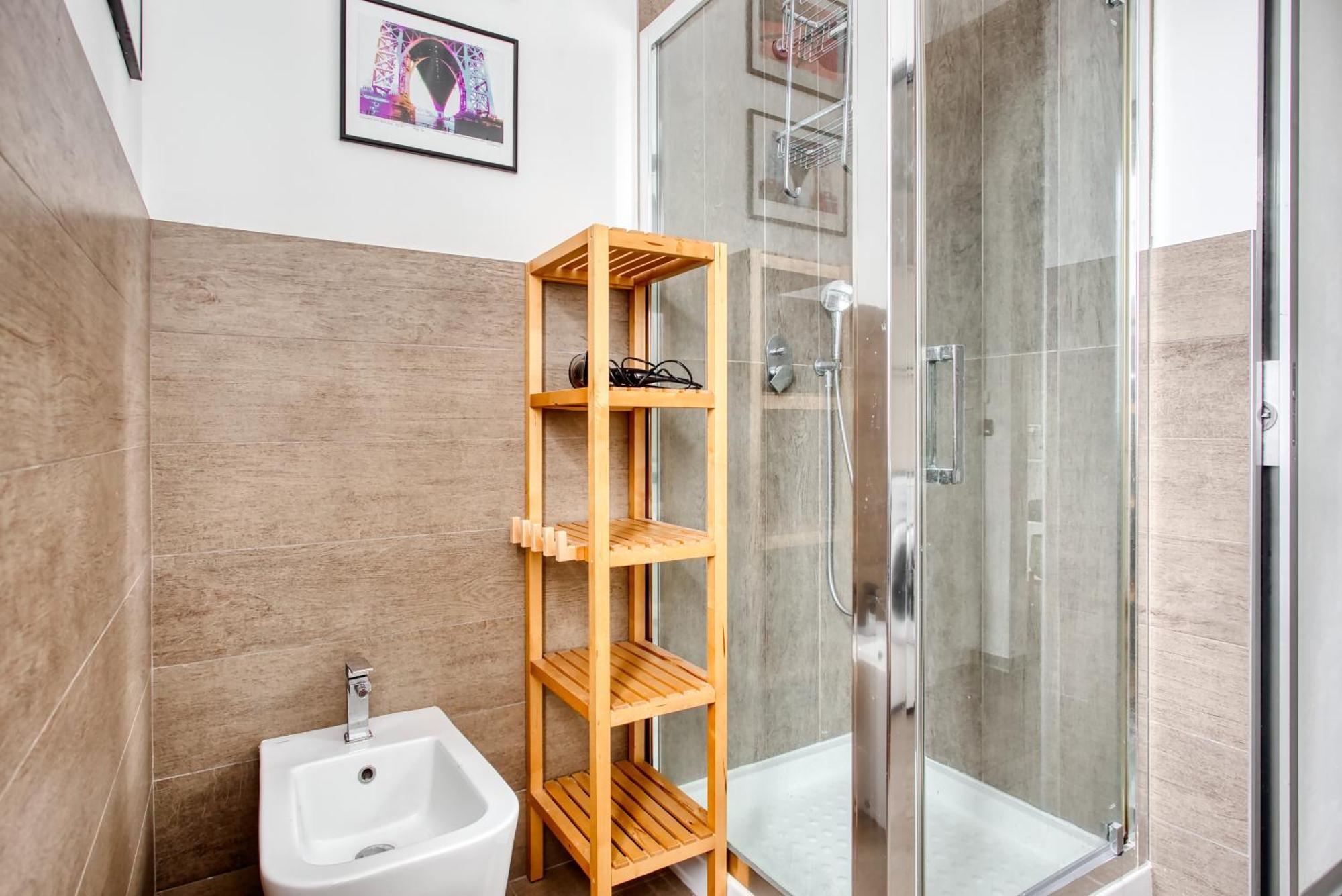 Apartment Luxury Flat Design District - Isola Mailand